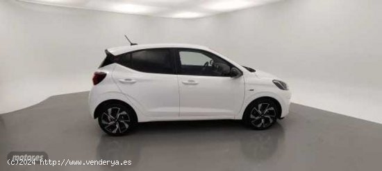 Hyundai i10 1.2 MPI N Line de 2023 con 11.100 Km por 16.200 EUR. en Barcelona