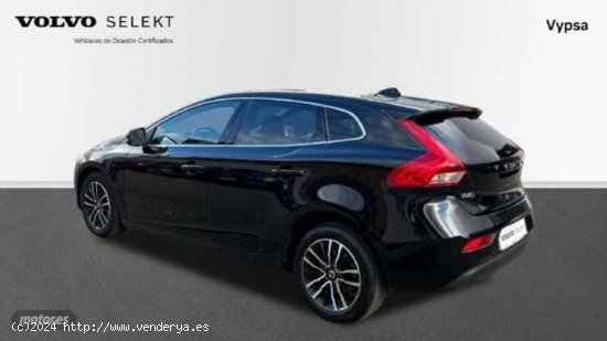 Volvo V 40 2.0 D2 INSCRIPTION 120 5P de 2018 con 99.797 Km por 17.900 EUR. en Cordoba