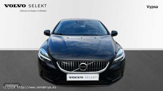 Volvo V 40 2.0 D2 INSCRIPTION 120 5P de 2018 con 99.797 Km por 17.900 EUR. en Cordoba