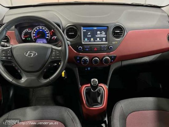 Hyundai i10 1.0 MPI Tecno de 2019 con 42.800 Km por 11.300 EUR. en Valencia