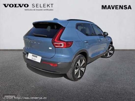 Volvo XC40 Recharge Plus, T4 plug-in hybrid, Electrico/Gasolina, Dark de 2022 con 18.583 Km por 43.9