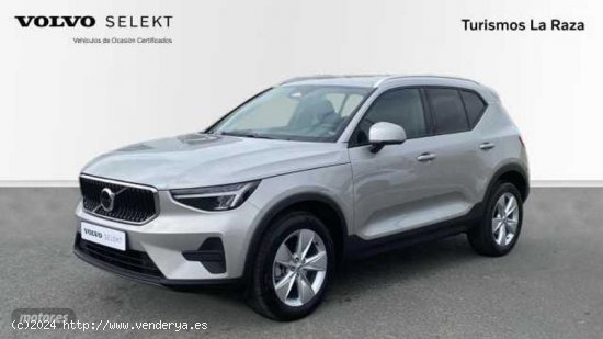 Volvo XC40 TODOTERRENO 2.0 B3 CORE AUTOMATICO 163CV 5P de 2024 con 5 Km por 38.900 EUR. en Sevilla