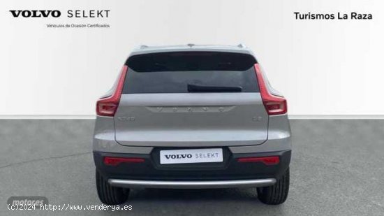 Volvo XC40 TODOTERRENO 2.0 B3 CORE AUTOMATICO 163CV 5P de 2024 con 5 Km por 38.900 EUR. en Sevilla