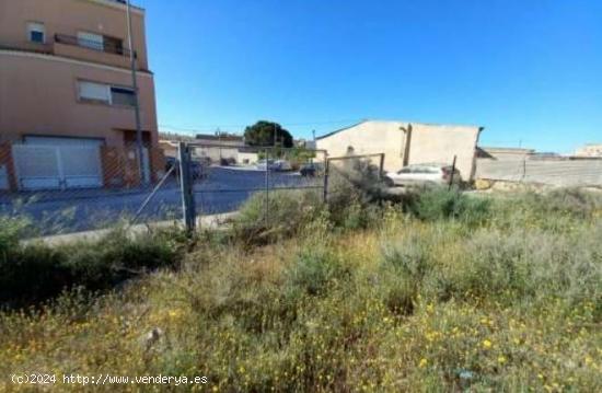 SE VENDE TERRENO URBANO EN MUY BUENA ZONA DE MONFORTE DEL CID A 15 MINUTOS DE ALICANTE - ALICANTE