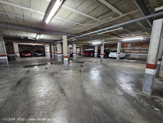 PLAZA DE PARKING EN PLAZA ORSON WELLS - BALEARES