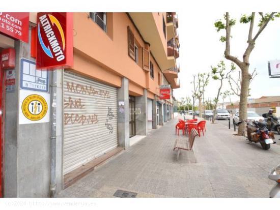 Local en venta - BARCELONA