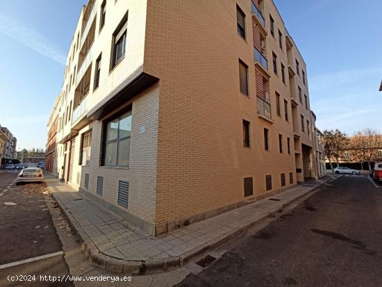 Venta de local comercial en Utebo - ZARAGOZA