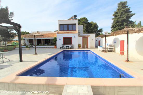 Villa lujosa en la zona de Cabo Roig - ALICANTE