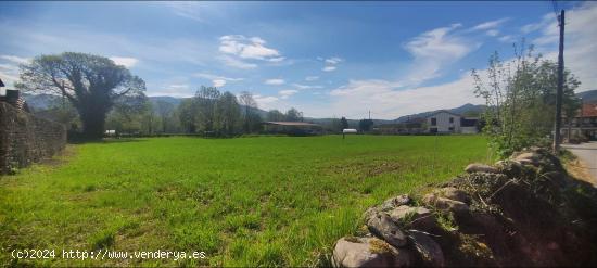  TERRENO URBANIZABLE EN BARCENA DE CARRIEDO - CANTABRIA 