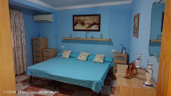  Venta de casa en pleno centro de Mollina - MALAGA 