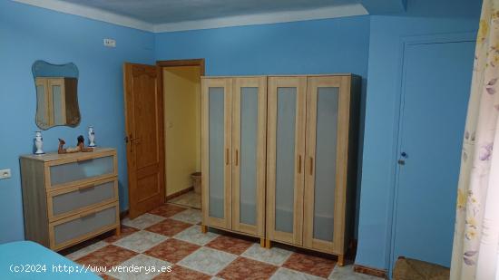 Venta de casa en pleno centro de Mollina - MALAGA