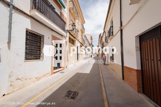 SOLAR EN VENTA EN EL CENTRO DE ANTEQUERA - MALAGA