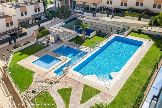 SE VENDE APARTAMENTO DE UN DORMITORIO EN CALA VILLAJOYOSA SEVENDGROUP.COM - ALICANTE