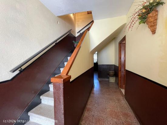 SE VENDE CASA CON TERRENO EN CASCO ANTIGUO - LEON