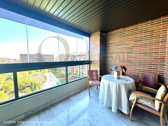 Moderno Apartamento en Playa de San Juan con Servicios Exclusivos y Vistas Panorámicas - ALICANTE