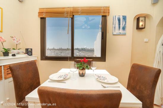 Bonito apartamento con vistas fantásticas y estudio independiente - LAS PALMAS