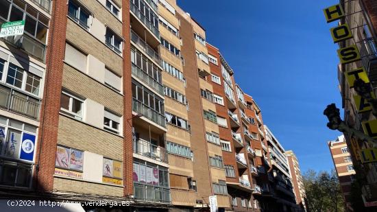  CALLE TUDELA, JUNTO PLAZA CRUZ VERDE - VALLADOLID 