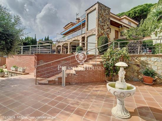 Casa en venta con excelentes vistas al mar en Premià de Dalt - BARCELONA