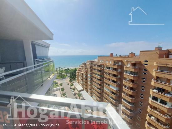 ¡ÁTICO EN PRIMERA LÍNEA DE PLAYA! CON GARAJE, PISCINA Y ASCENSOR. - CASTELLON