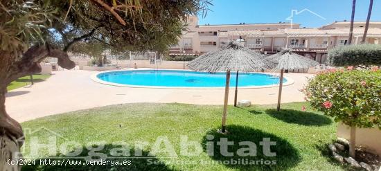 PRECIOSO ADOSADO CON GARAJE, PISCINA, TERRAZA Y TRASTERO - ALICANTE