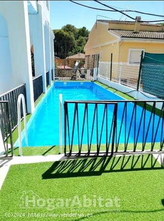 CHALET CON PISCINA, GARAJE, 4 TERRAZAS Y BARBACOA - VALENCIA