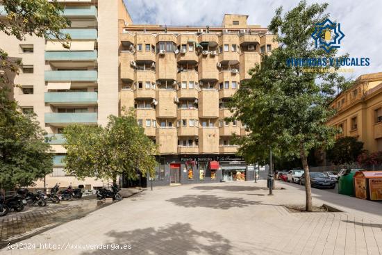 Local Barrio San Lázaro - GRANADA