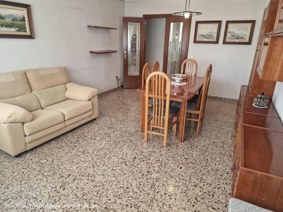 AMPLIA VIVIENDA TIPO DUPLEX - CASTELLON