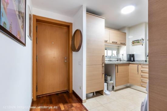 APARTAMENTO SEMI NUEVO EN ZONA COVADONGA DE SABADELL - BARCELONA