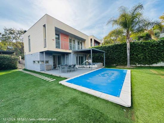 SE VENDE EXCLUSIVA VILLA EN LA ZONA DE TORRE BELLVER - CASTELLON