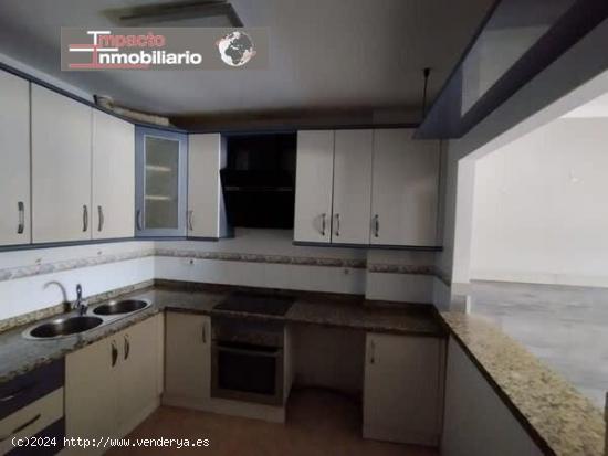 Piso en venta en Avenida Marinas (m), 04740, Roquetas De Mar (Almería) - ALMERIA