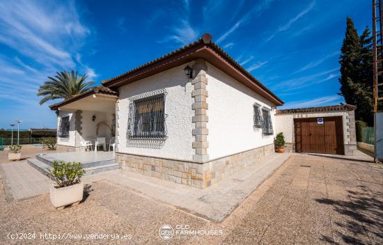 Casa con terreno en Roldán - MURCIA