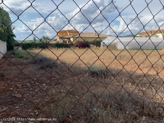 Parcela en Cordoba zona La perla, 750 m. superficie parcela, pozo y punto de luz. - CORDOBA