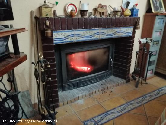 URBANIZACION EL JARDINITO - Gran parcela con casa, nave y trastero. - CORDOBA