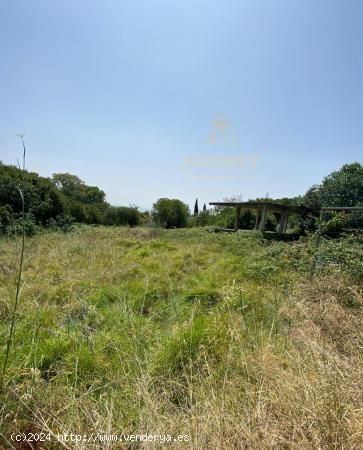  BRILLANTE - Terreno de 6.000 m con construccion en forjado sin terminar. - CORDOBA 