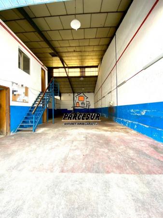  POLIGONO AMARGACENA - NAVE INDUSTRIAL EN VENTA CON UNOS 300 M2 - CORDOBA 