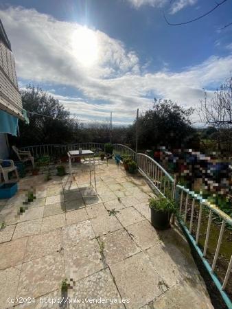 CAMPIÑUELA- Parcela de terreno de unos 800 m2 con casa de unos 80 m2. - CORDOBA