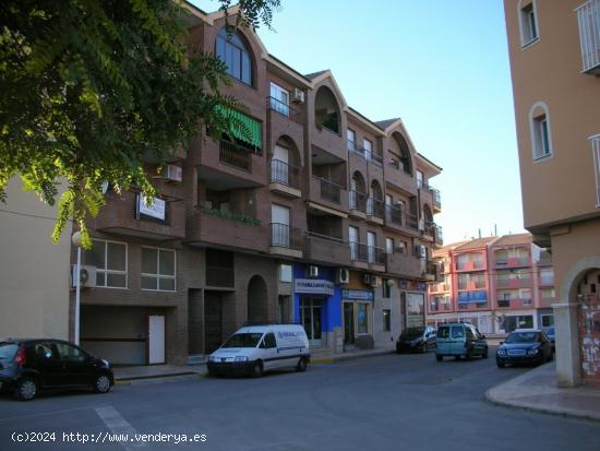 Plaza de garaje entre el Puerto y la Isla - MURCIA