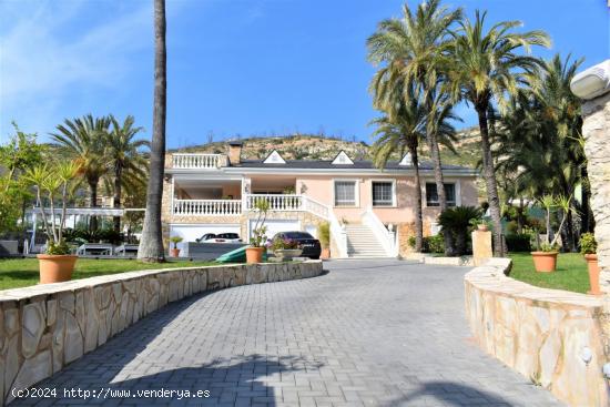 Chalet de lujo con piscina y pista de tenis en Marxuquera, Gandía - VALENCIA