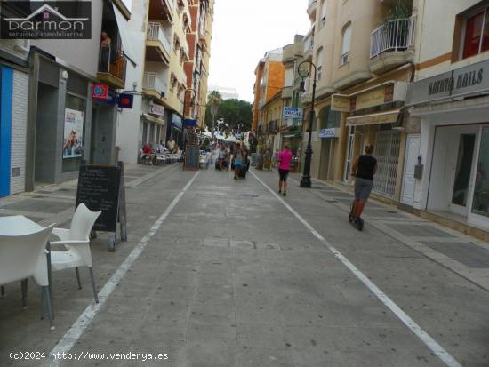 Local comercial en Calle Peatonal Grao de Gandia - VALENCIA