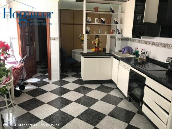 PISO DE 155 M² EN ZONA AVE. BARCELONA - CORDOBA