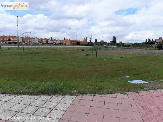 VENTA DE SOLAR EN URBANIZACIÓN EL SOTO, ALDEAMAYOR DE SAN MARTÍN - VALLADOLID