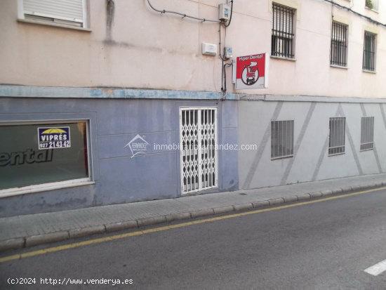  Local comercial en Colón - CACERES 