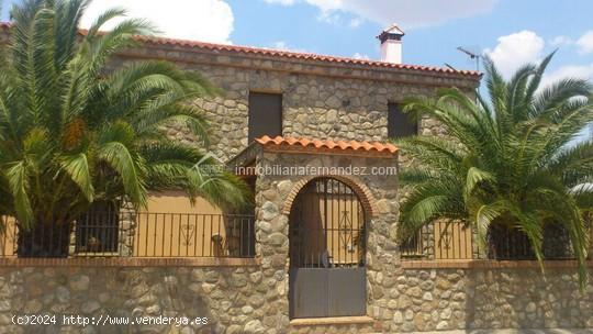  Se Vende en Montanchez - CACERES 