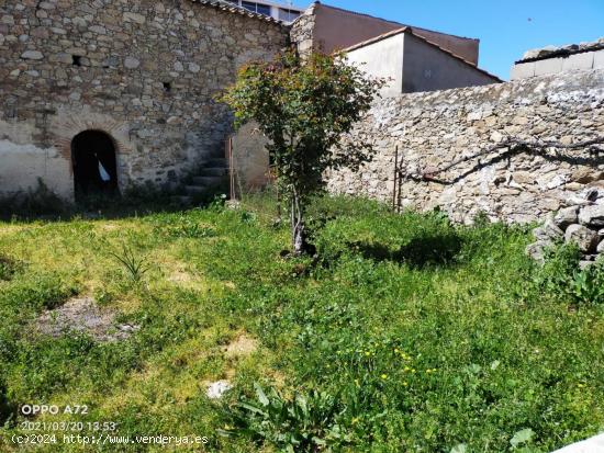 Parcela urbana de 180m2 en Valdefuentes en el corazón del pueblo - CACERES