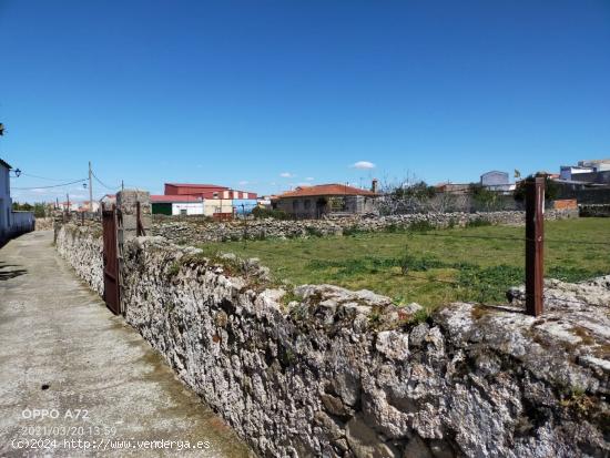 Solar urbano de 850 m2 muy interesante cerca de la plaza en Valdefuentes - CACERES