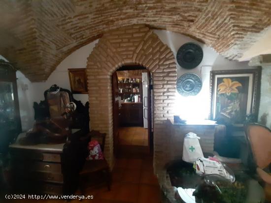  Apartamento con terraza - CACERES 