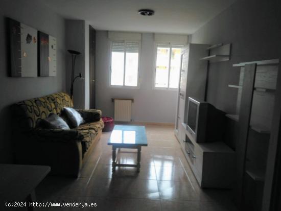 Se vende precioso apartamento totalmente reformado en Hernán Cortés - CACERES