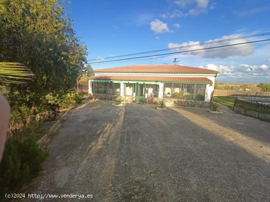 Casa de campo con escrituras en Sierra de Fuentes!!! - CACERES