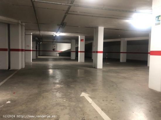 SE VENDE PLAZA DE GARAJE EN CALLE MARÍA CALLAS - PIEDRAS REDONDAS - ALMERIA