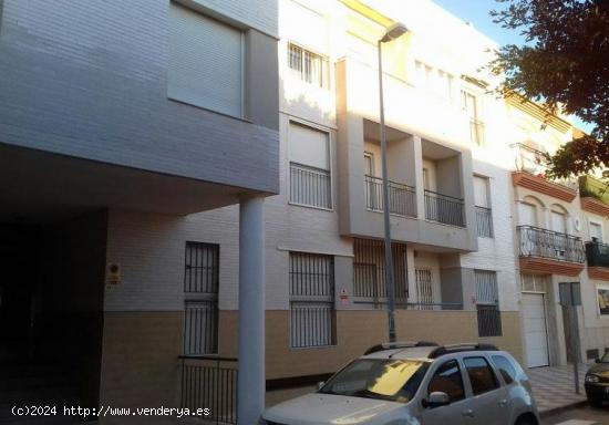 SE VENDE PLAZA DE GARAJE EN ROQUETAS DE MAR - LAS MARINAS - ALMERIA